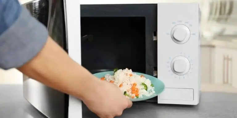 Egg fried rice in the microwave