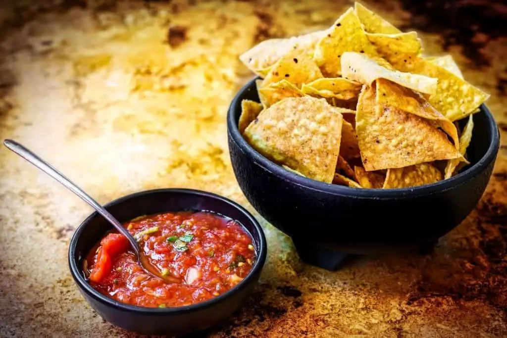 how-to-reheat-tortilla-chips-the-best-way-topfoodinfo