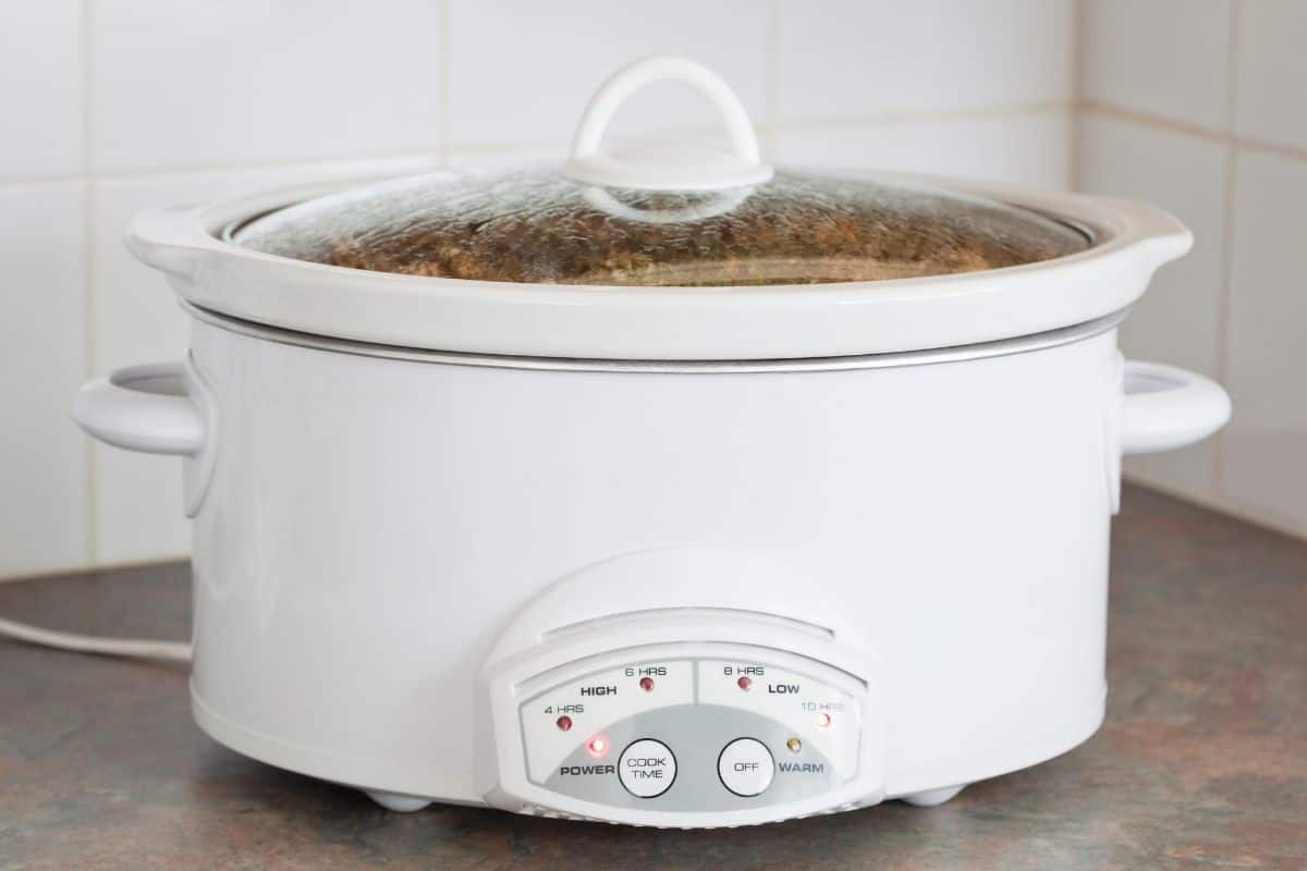 What Are the Different Sizes of Slow Cookers? (Guide With Examples