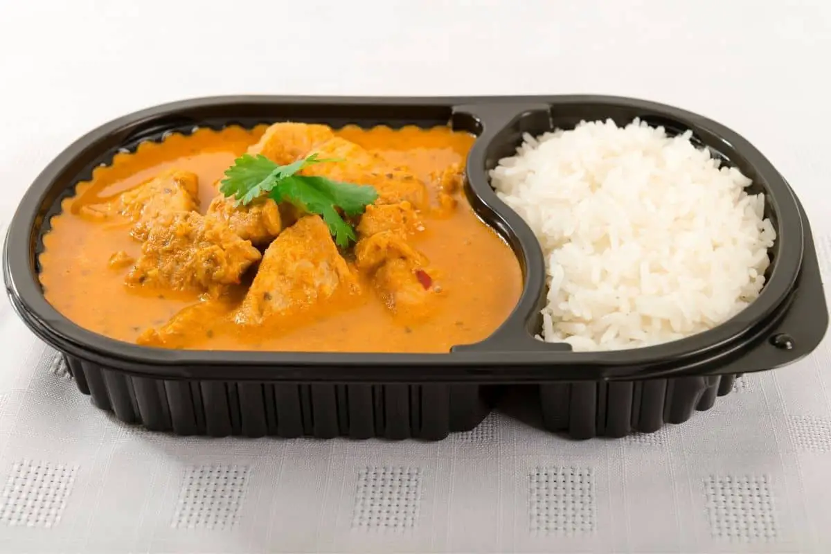 Takeaway chicken curry