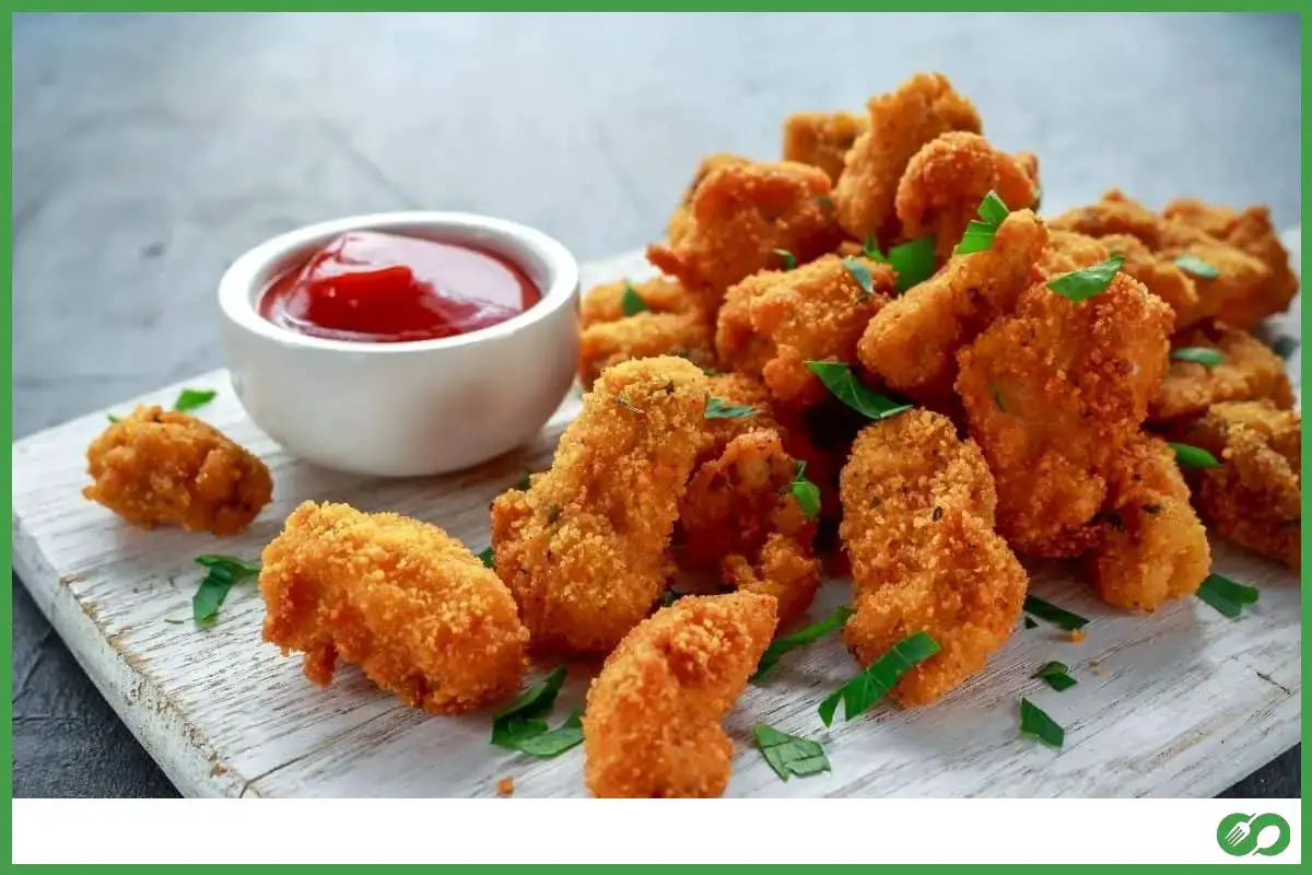 Chicken nuggets with ketchup