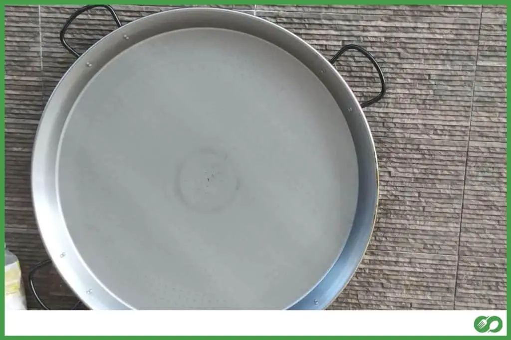 Do Paella Pans Rust? (with Maintenance Tips)