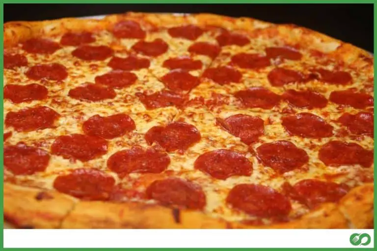 How Much Pepperoni To Put On A Pizza (All Sizes)