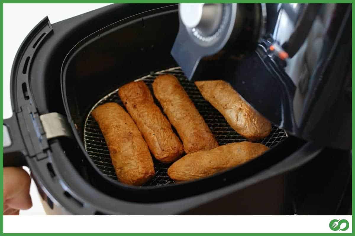 Air fryer with fish cake